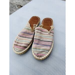 Jellypop Women 7.5 Slip On Fashion‎ Sneaker Shoes Multi Color Stripe EUC